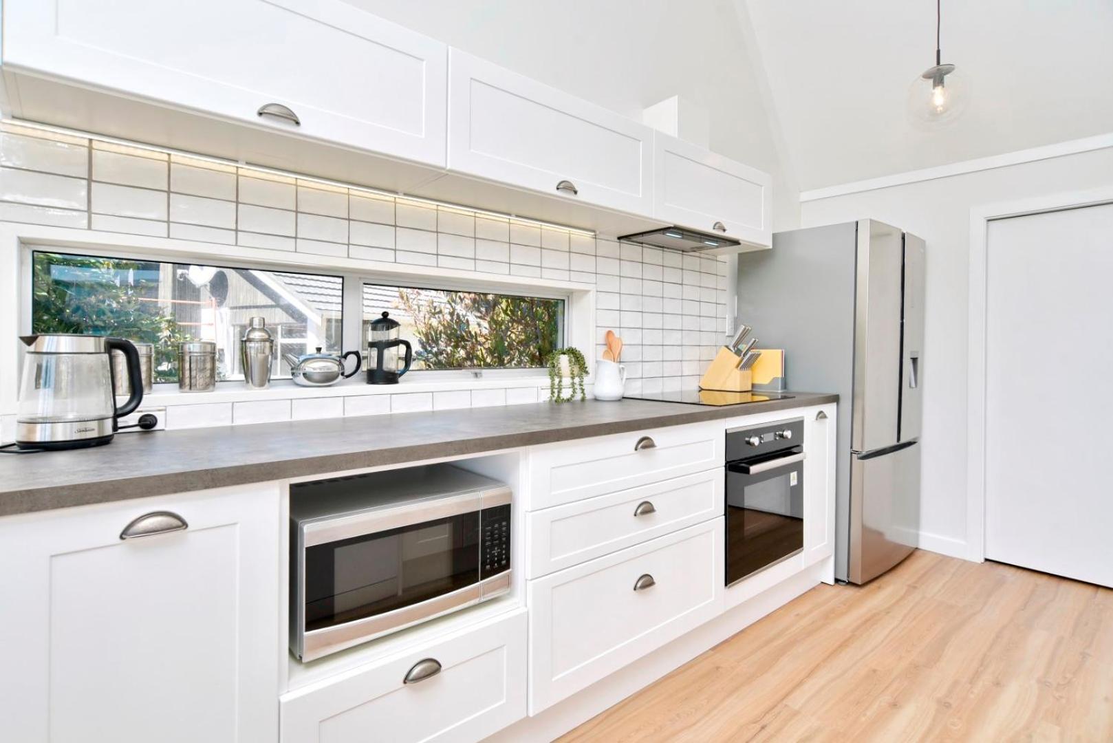 Akaroa Harbour View - Christchurch Holiday Homes מראה חיצוני תמונה